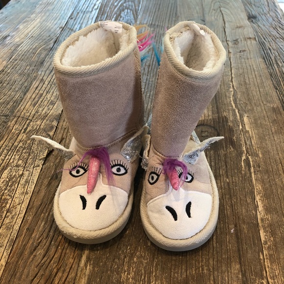 xSOLDx Muk Luk Unicorn Boots - Picture 3 of 8